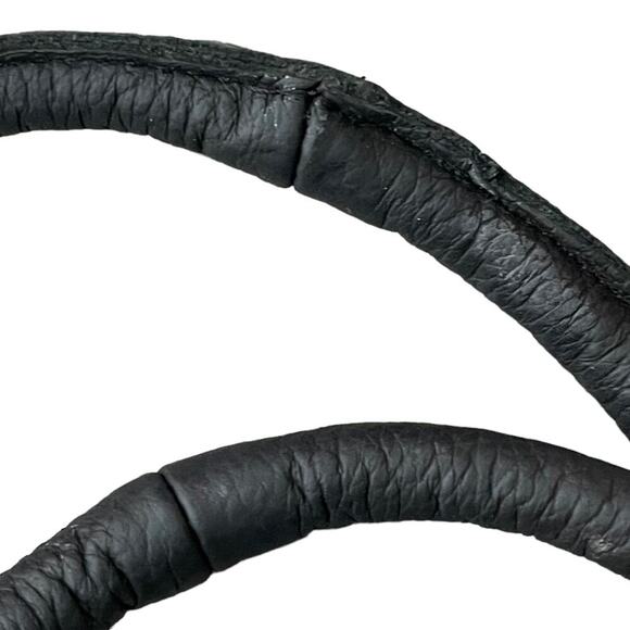 Women black bag. Made with Recycle coke can tops - Picture 7 of 12